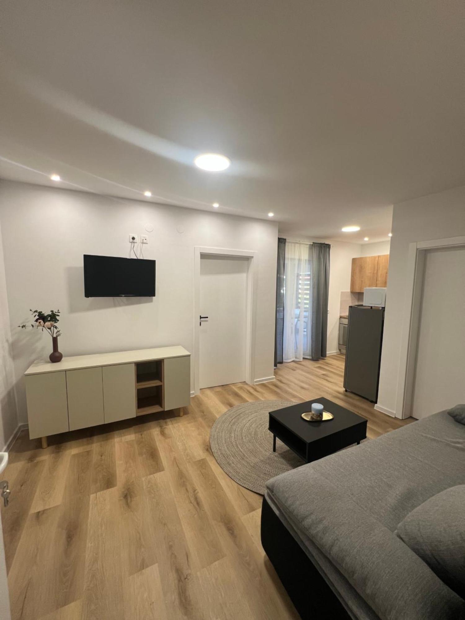 Apartment Bagaric Stari Grad  Exteriör bild